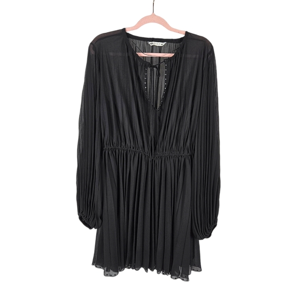 Zara Pleated Bell Sleeve Bloggers Fave Mini Dress - Picture 11 of 16